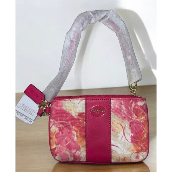Coach Handbags - NWT Coach 49216B Floral Small Wristlet